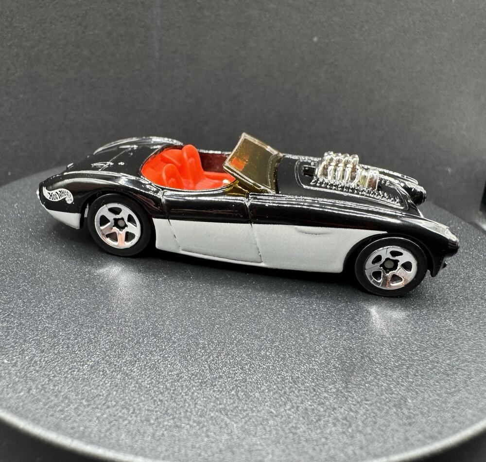 Hot Wheels Austin Healy. Black And Silver. Loose NEW